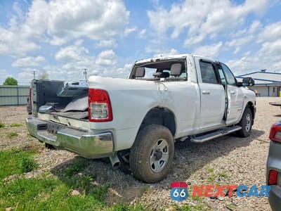 Trzecie zdjęcie samochodu z tyłu: 2019 RAM 2500 BIG HORN VIN:3C6UR5DL5KG632037 - miniatura