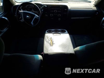 Zdjęcie 8 z 12 samochodu: 2009 CHEVROLET SILVERADO K1500 LT VIN:3GCEK23349G134729 - miniatura