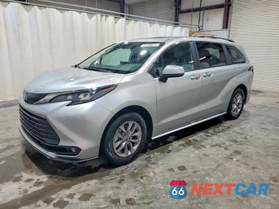 2025 TOYOTA SIENNA XLE 8-PASSENGER 5TDYRKEC1SS243923 - główne zdjęcie licytacji z USA - miniatura