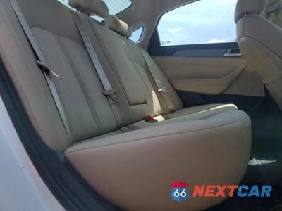 Zdjęcie 10 z 12 samochodu: 2017 HYUNDAI SONATA HYBRID SE VIN:KMHE24L15HA058358 - miniatura