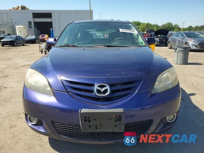 Piąte zdjęcie samochodu w środku: 2004 MAZDA 3 HATCHBACK VIN:JM1BK143641150613 - miniatura
