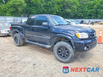 Czwarte zdjęcie samochodu z boku: 2003 TOYOTA TUNDRA ACCESS CAB LIMITED VIN:5TBBT48113S391092 - miniatura