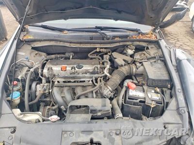 Zdjęcie 11 z 13 samochodu: 2010 HONDA ACCORD LXP VIN:1HGCP2F4XAA175254 - miniatura