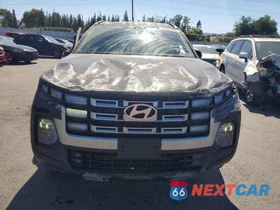 Piąte zdjęcie samochodu w środku: 2025 HYUNDAI SANTA CRUZ SEL ACTIVITY VIN:5NTJCDDE9SH153959 - miniatura