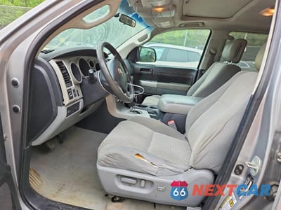 Zdjęcie 7 z 12 samochodu: 2008 TOYOTA TUNDRA SR5 VIN:5TBEV54158S479167 - miniatura