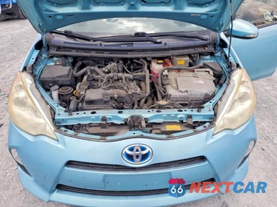 Zdjęcie 12 z 13 samochodu: 2013 TOYOTA PRIUS C ONE VIN:JTDKDTB30D1054324 - miniatura