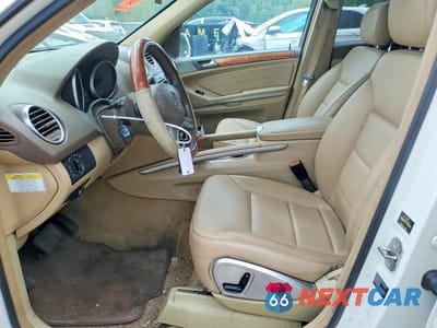 Zdjęcie 7 z 13 samochodu: 2009 MERCEDES-BENZ ML 350 VIN:4JGBB86E39A514125 - miniatura