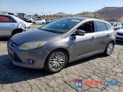 2014 FORD FOCUS TITANIUM 1FADP3N21EL311957 - główne zdjęcie licytacji z USA - miniatura