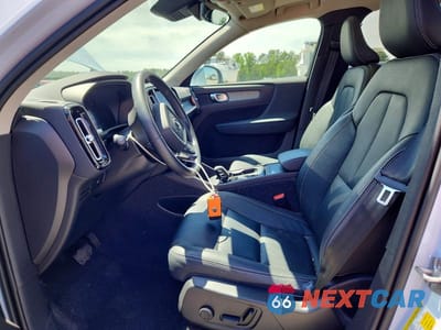 Zdjęcie 7 z 13 samochodu: 2025 VOLVO XC40 CORE VIN:YV4L12UJ0S2578645 - miniatura