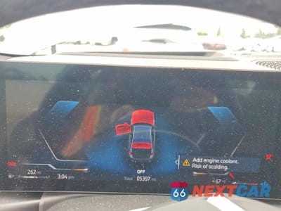 Zdjęcie 9 z 12 samochodu: 2024 BMW 330I VIN:3MW69FF09R8E12525 - miniatura