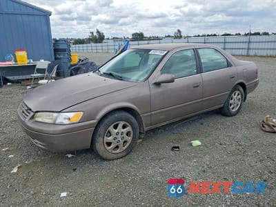 1999 TOYOTA CAMRY LE V6 JT2BF22K8X0192742 - główne zdjęcie licytacji z USA - miniatura