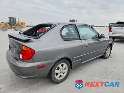 Trzecie zdjęcie samochodu z tyłu: 2005 HYUNDAI ACCENT GS VIN:KMHCG35C75U322188 - miniatura