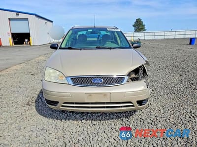 Piąte zdjęcie samochodu w środku: 2007 FORD FOCUS ZX4 VIN:1FAFP34N57W251686 - miniatura