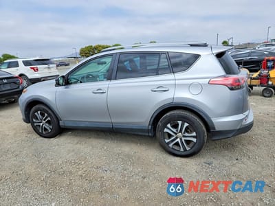 Drugie zdjęcie samochodu z przodu: 2017 TOYOTA RAV4 LE VIN:2T3ZFREV6HW366891 - miniatura