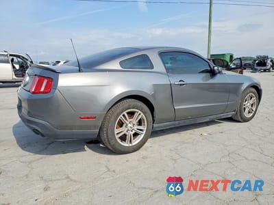 Trzecie zdjęcie samochodu z tyłu: 2012 FORD MUSTANG VIN:1ZVBP8AM8C5285202 - miniatura