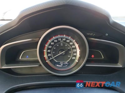 Zdjęcie 9 z 12 samochodu: 2016 MAZDA 3 SPORT VIN:JM1BM1U72G1335808 - miniatura
