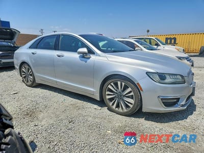 Czwarte zdjęcie samochodu z boku: 2017 LINCOLN MKZ RESERVE VIN:3LN6L5FC5HR613982 - miniatura