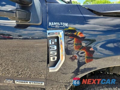 Zdjęcie 9 z 10 samochodu: 2022 FORD F350 SUPER DUTY VIN:1FT8W3DT8NEC87279 - miniatura
