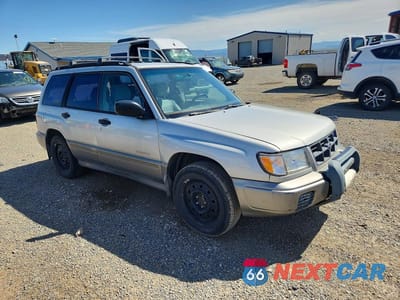 Czwarte zdjęcie samochodu z boku: 2000 SUBARU FORESTER S VIN:JF1SF6557YH715729 - miniatura