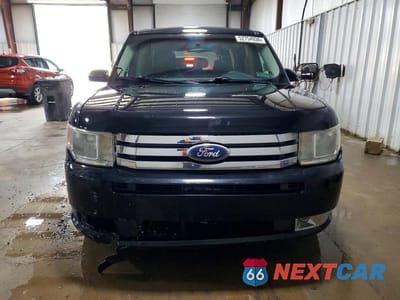 Piąte zdjęcie samochodu w środku: 2011 FORD FLEX SE VIN:2FMGK5BCXBBD14071 - miniatura