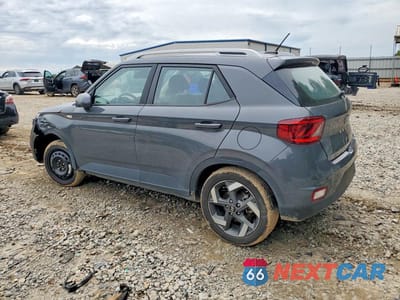 Drugie zdjęcie samochodu z przodu: 2023 HYUNDAI VENUE SEL VIN:KMHRC8A32PU272814 - miniatura