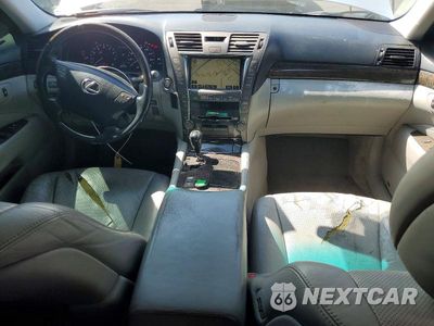 Zdjęcie 8 z 12 samochodu: 2009 LEXUS LS 460 VIN:JTHBL46F795089941 - miniatura