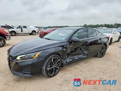 2023 NISSAN ALTIMA SR 1N4BL4CV2PN369640 - główne zdjęcie licytacji z USA - miniatura