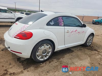 Trzecie zdjęcie samochodu z tyłu: 2013 VOLKSWAGEN BEETLE VIN:3VWJP7AT1DM605789 - miniatura