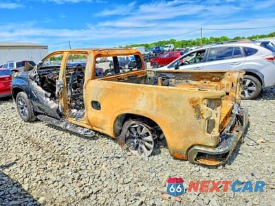 Drugie zdjęcie samochodu z przodu: 2023 CHEVROLET K1500 PICKUP SILVERA VIN:1GCRDKEK4PZ254155 - miniatura