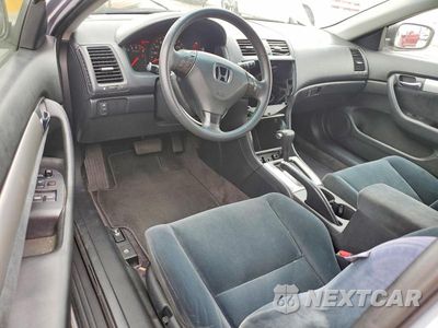 Zdjęcie 8 z 13 samochodu: 2003 HONDA ACCORD EX VIN:1HGCM72613A013755 - miniatura