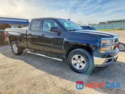 Czwarte zdjęcie samochodu z boku: 2014 CHEVROLET SILVERADO K1500 LT VIN:1GCVKREH9EZ143342 - miniatura