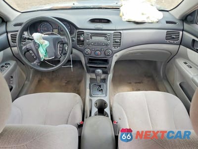 Zdjęcie 8 z 12 samochodu: 2006 KIA OPTIMA LX VIN:KNAGE123965036128 - miniatura