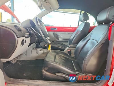 Zdjęcie 7 z 12 samochodu: 2005 VOLKSWAGEN NEW BEETLE GLS VIN:3VWCD31Y55M309780 - miniatura