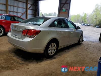 Trzecie zdjęcie samochodu z tyłu: 2013 CHEVROLET CRUZE LT VIN:1G1PC5SB9D7134707 - miniatura