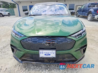 Piąte zdjęcie samochodu w środku: 2025 FORD MUSTANG MACH-E PREMIUM VIN:3FMTK3SU2SMA45431 - miniatura