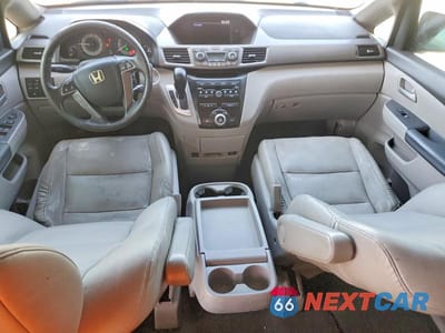 Zdjęcie 8 z 13 samochodu: 2013 HONDA ODYSSEY EXL VIN:5FNRL5H69DB003989 - miniatura