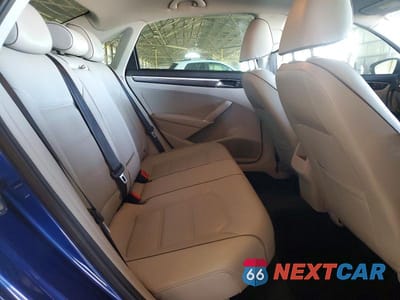 Zdjęcie 10 z 12 samochodu: 2017 VOLKSWAGEN PASSAT R-LINE VIN:1VWDT7A37HC000689 - miniatura
