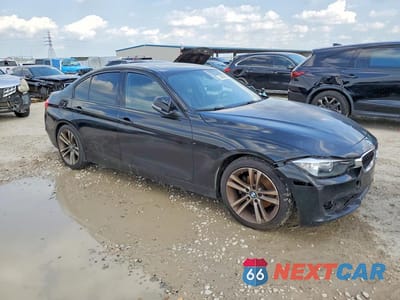 Czwarte zdjęcie samochodu z boku: 2012 BMW 328 I VIN:WBA3A5C59CF343175 - miniatura