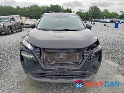Piąte zdjęcie samochodu w środku: 2023 NISSAN ROGUE S VIN:5N1BT3AA6PC793902 - miniatura