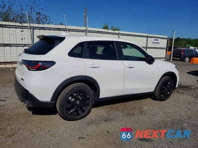 Trzecie zdjęcie samochodu z tyłu: 2024 HONDA HR-V SPORT VIN:3CZRZ2H55RM709584 - miniatura