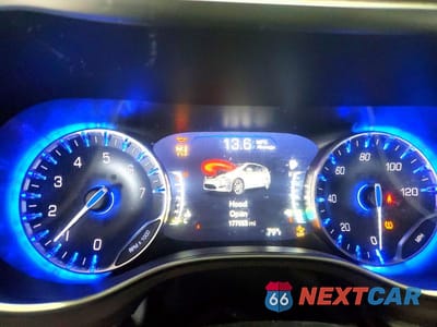 Zdjęcie 9 z 13 samochodu: 2017 CHRYSLER PACIFICA TOURING L PLUS VIN:2C4RC1EG5HR564870 - miniatura