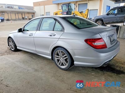 Drugie zdjęcie samochodu z przodu: 2014 MERCEDES-BENZ C 250 VIN:WDDGF4HB5EA964529 - miniatura