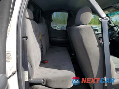 Zdjęcie 10 z 12 samochodu: 2006 TOYOTA TUNDRA ACCESS CAB SR5 VIN:5TBBT44196S481715 - miniatura