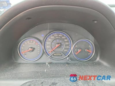Zdjęcie 9 z 12 samochodu: 2004 HONDA CIVIC LX VIN:2HGES16644H922615 - miniatura