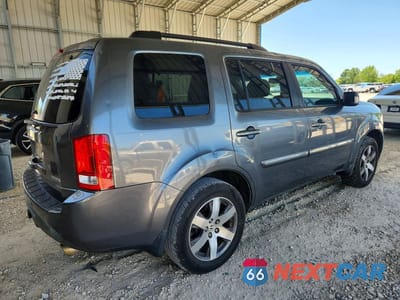 Trzecie zdjęcie samochodu z tyłu: 2013 HONDA PILOT TOURING VIN:5FNYF3H94DB034634 - miniatura