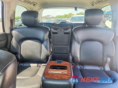 Zdjęcie 10 z 14 samochodu: 2019 INFINITI QX80 LUXE VIN:JN8AZ2NE6K9230168 - miniatura
