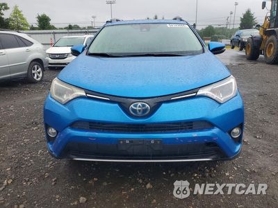 Piąte zdjęcie samochodu w środku: 2017 TOYOTA RAV4 HYBRID XLE VIN:JTMRJREV4HD150839 - miniatura