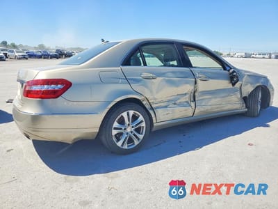 Trzecie zdjęcie samochodu z tyłu: 2011 MERCEDES-BENZ E 350 VIN:WDDHF5GB0BA282732 - miniatura