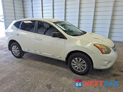 Czwarte zdjęcie samochodu z boku: 2015 NISSAN ROGUE SELECT S VIN:JN8AS5MT4FW663176 - miniatura