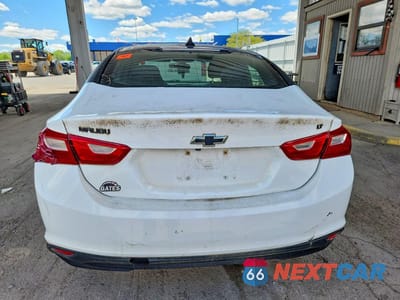 Zdjęcie 6 z 12 samochodu: 2016 CHEVROLET MALIBU LT VIN:1G1ZE5ST1GF323096 - miniatura